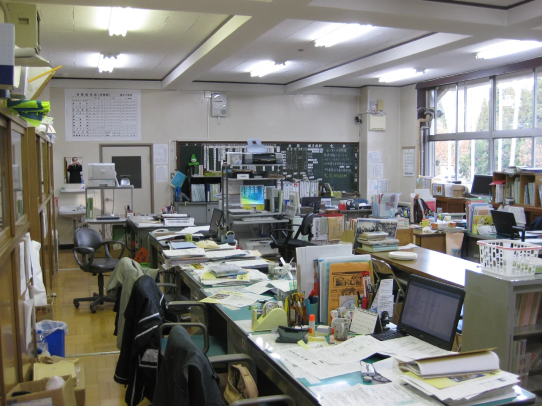 6402 6402